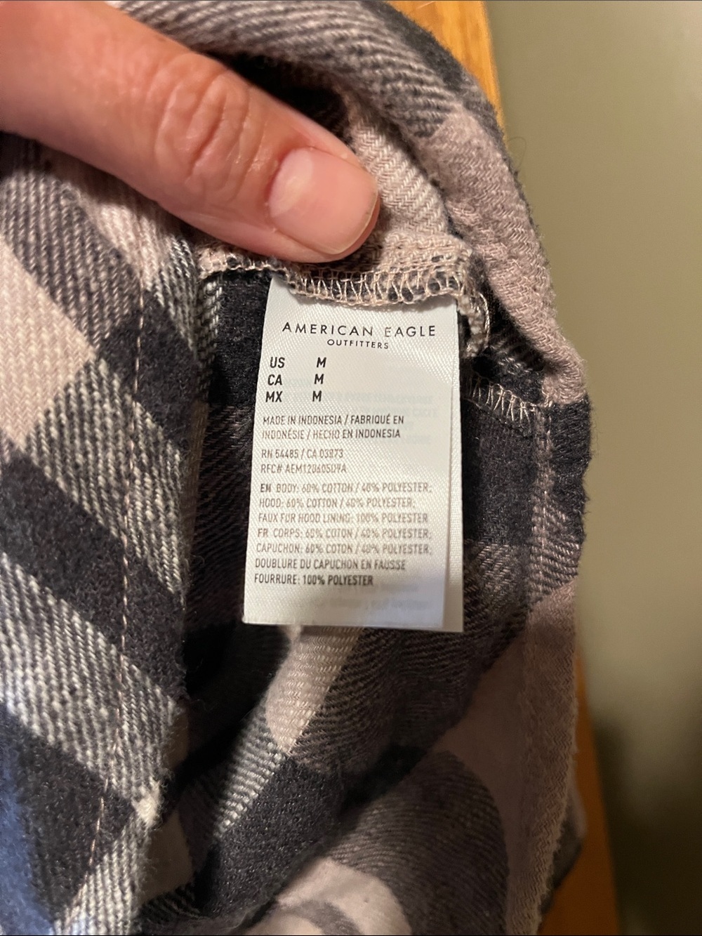 American Eagle Plaid Hooded Flannel - Picture 5 of 10